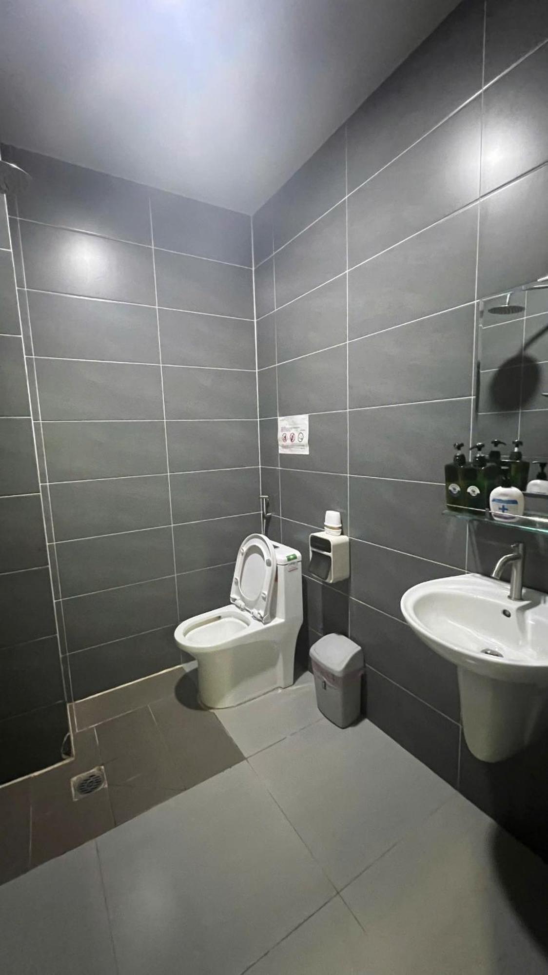 Ferienwohnung Start House Coliving Walk 5 Minute To The Airport Ho-Chi-Minh-Stadt Exterior foto